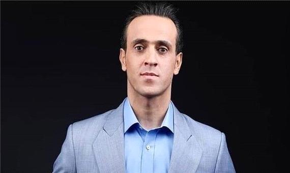 طبق ادعای تسنیم «علی کریمی» از دبی اخراج شد