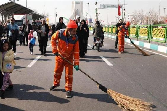 جذب پاکبانان ایرانی در تهران با افزایش حقوق پس از خروج اتباع