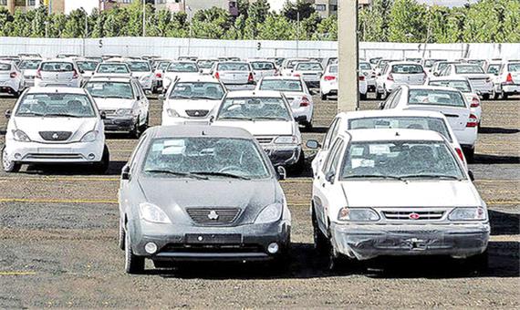 سیر نزولی قیمت خودرو در 14 روز گذشته