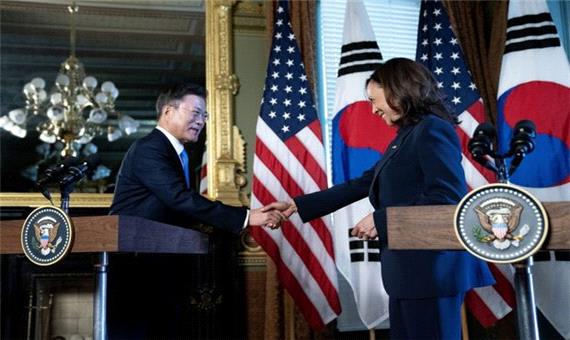 عکس/ توهین معاون بایدن به رئیس‌ جمهور کره جنوبی