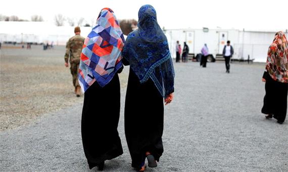 طالبان سفر زنان را بیش از 72 کیلومتر ممنوع کرد/کمیسیون انتخابات افغانستان منحل شد