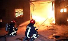 نجات 40 نفر از آتش سوزی در یک مجتمع مسکونی