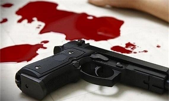 قتل همسر با سلاح در میدان پلیس قم