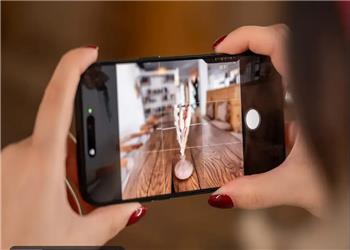 اپل یک واترمارک مخفی به تصاویر ویرایششده با هوش مصنوعی آیفون اضافه کرد