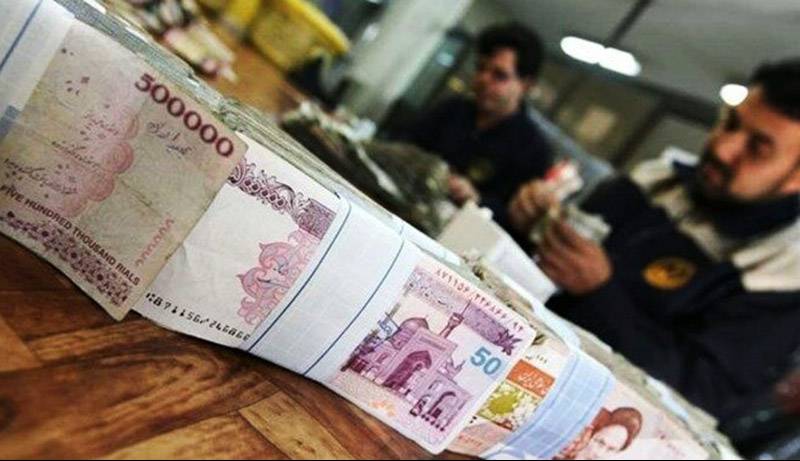پرداخت وام ۱۰۰ میلیونی به تعویق افتاد