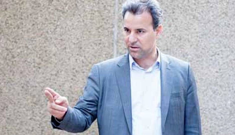 رفتارهای برخی نمایندگان چندان مسئولانه نیست