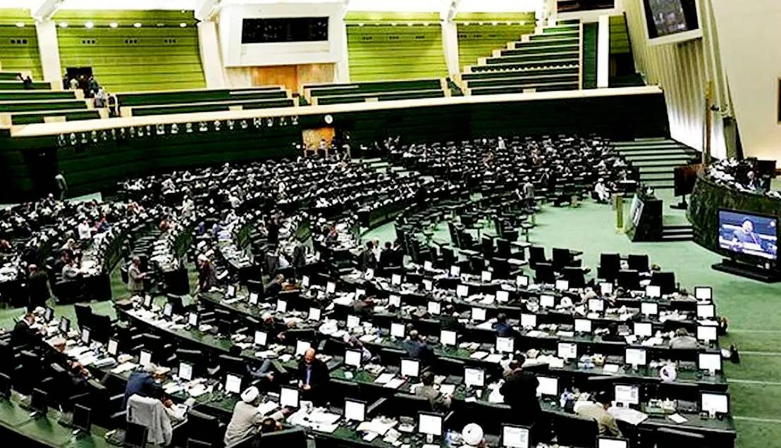 طعم تلخ واقعیت‌؛ پاسخی به دو ادعای تندروها