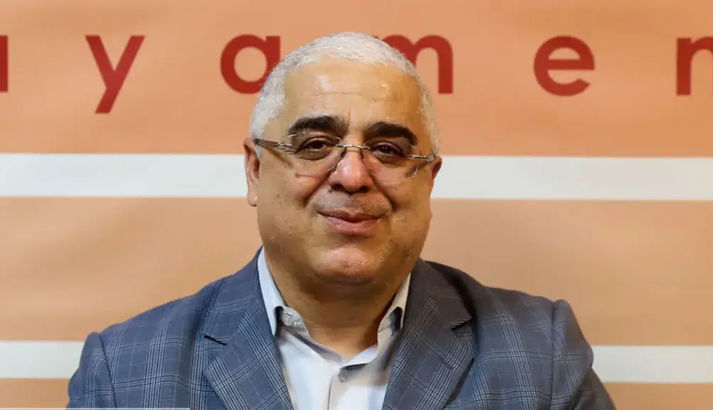 جعفرزاده: خیلی امیدوار نیستم که تندروها پیام تمجید رهبری از دولت را دریافت کرده باشند