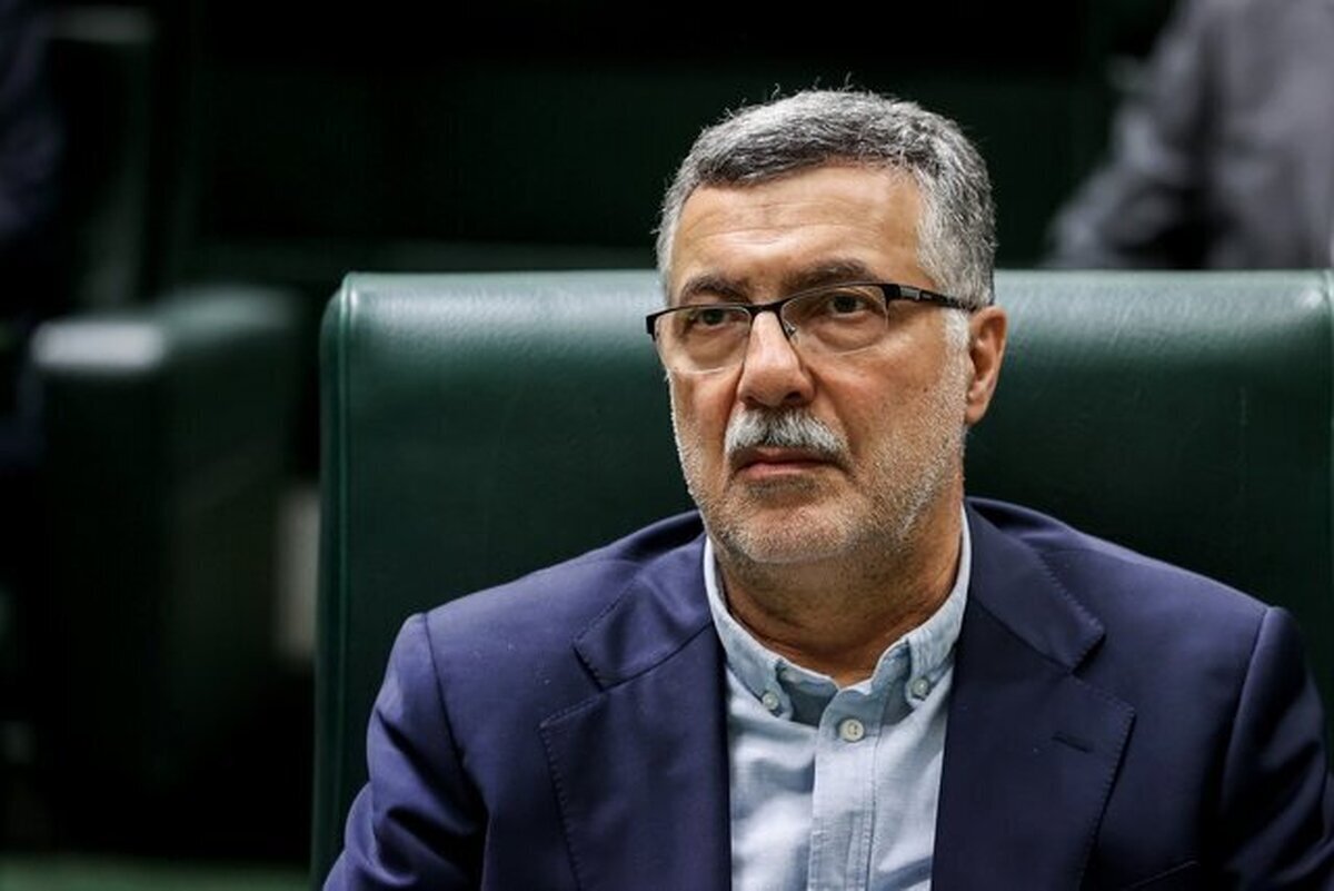 وزیر بهداشت: داروهایی که در فهرست دارویی کشور باشند را تأمین می‌کنیم