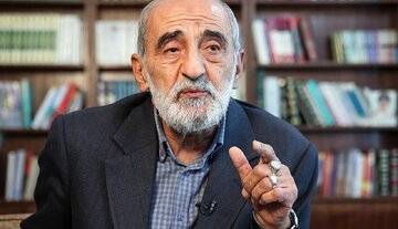 شریعتمداری: چرا این پا و آن پا می‌کنید؟!