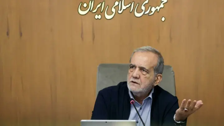 سرمقاله شرق/ نیازی به دعوت رئیس‌جمهور از نخبگان نیست