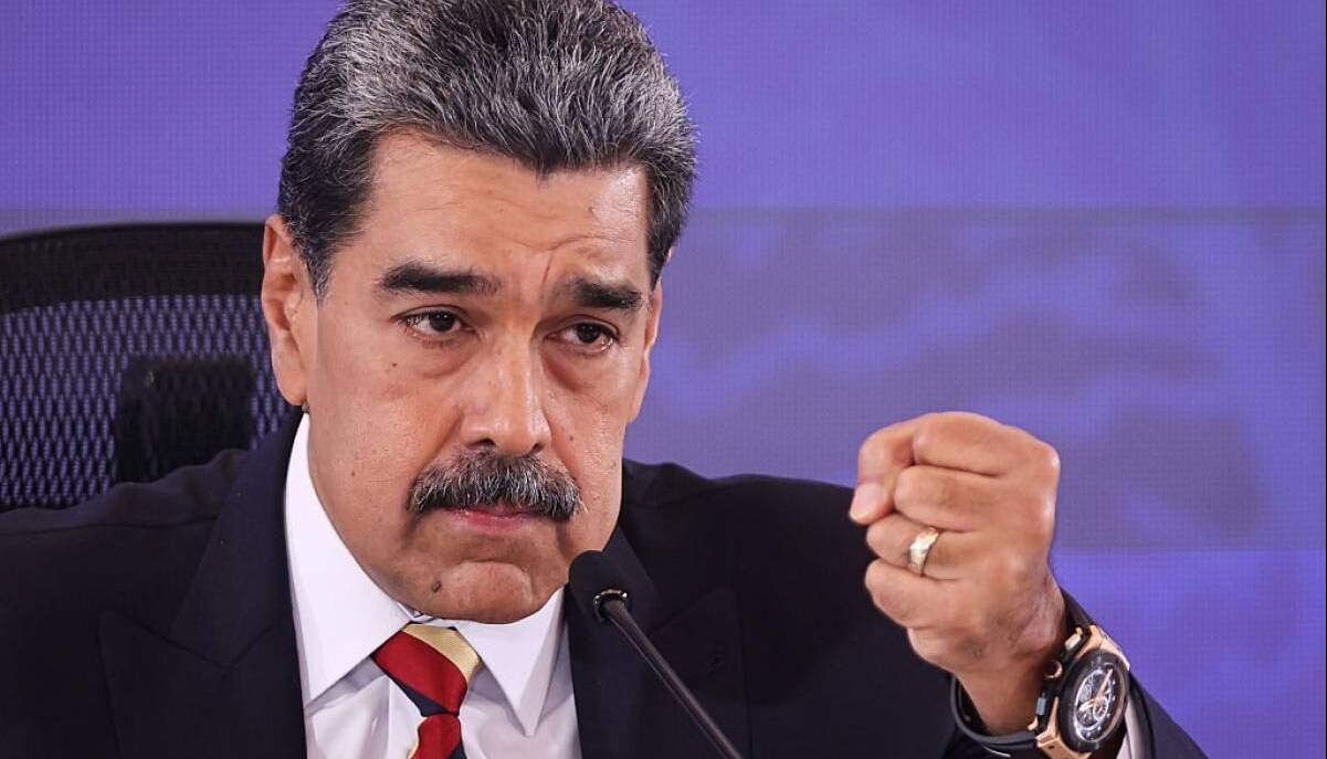 مادورو: آمریکا می‌خواهد بزرگترین ذخایر نفت جهان را از ما بدزدد