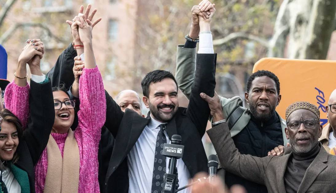 نیویورکی‌ها دموکراسی خود را پس گرفتند