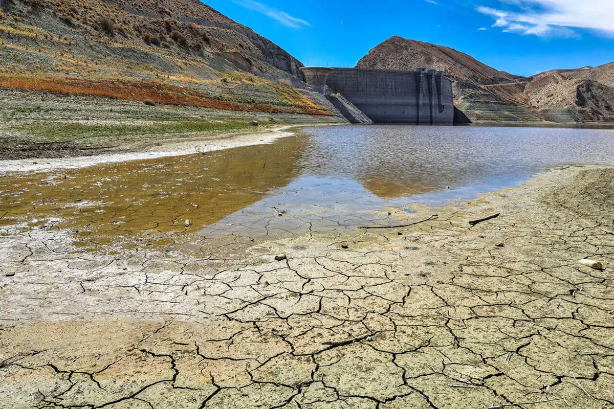 مدیر سد لتیان: کمتر از 10 درصد آب داریم!