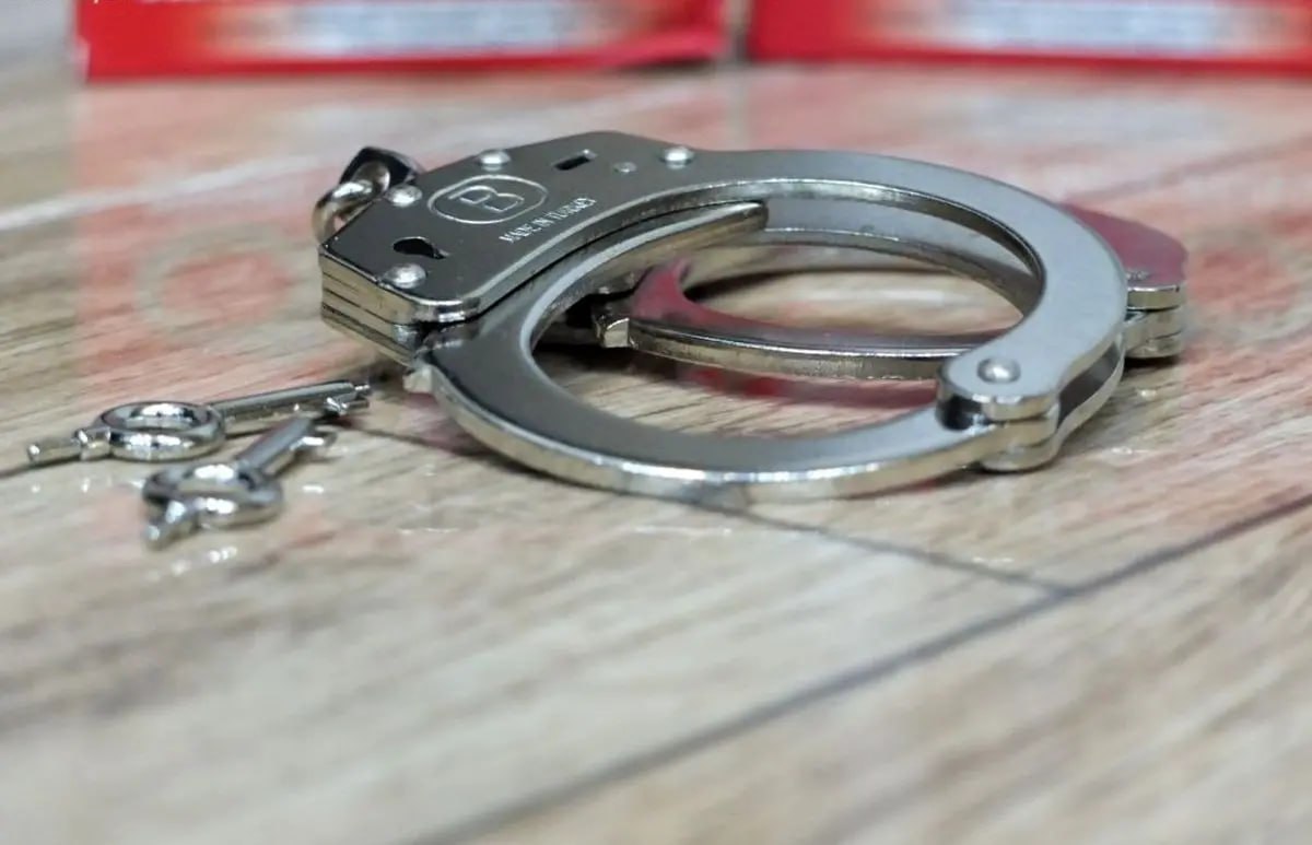 دستگیری پزشک قلابی که در خانه عمل زیبایی انجام می‌داد!