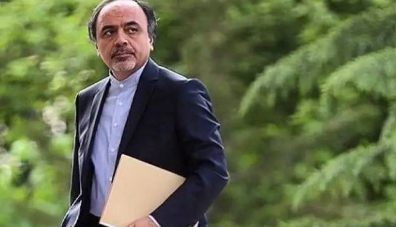 نوکر خانه‌زاد آمریکا؛ حمله کیهان به مشاور سابق روحانی