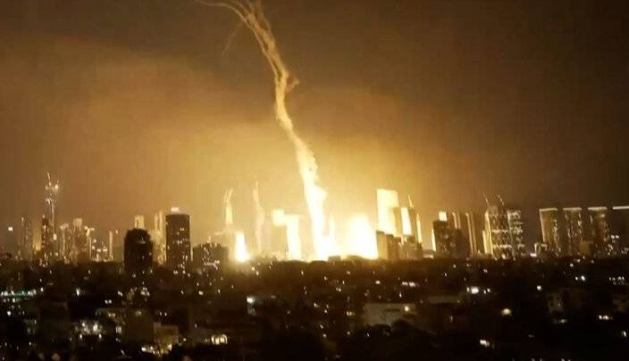 یدیعوت آحارونوت: باران موشک‌های ایران اسرائیل را غرق می‌کند