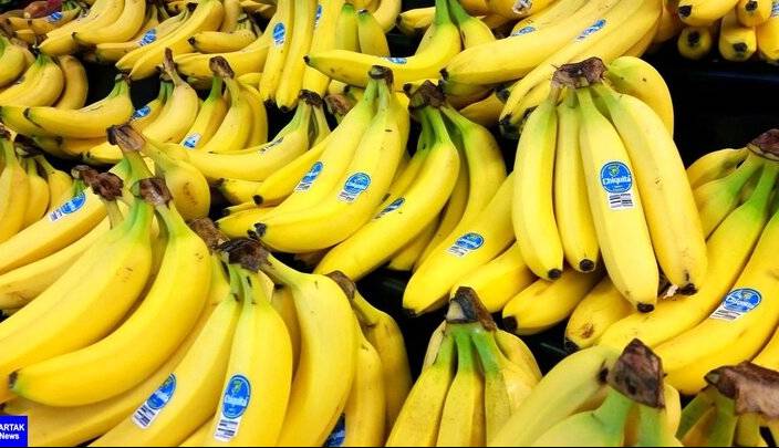 گزارش مهر از اختلال در سامانه گمرک: ۱۰۰۰ تن موز و ۶۰ هزار تن سیب در معرض فساد هستند!