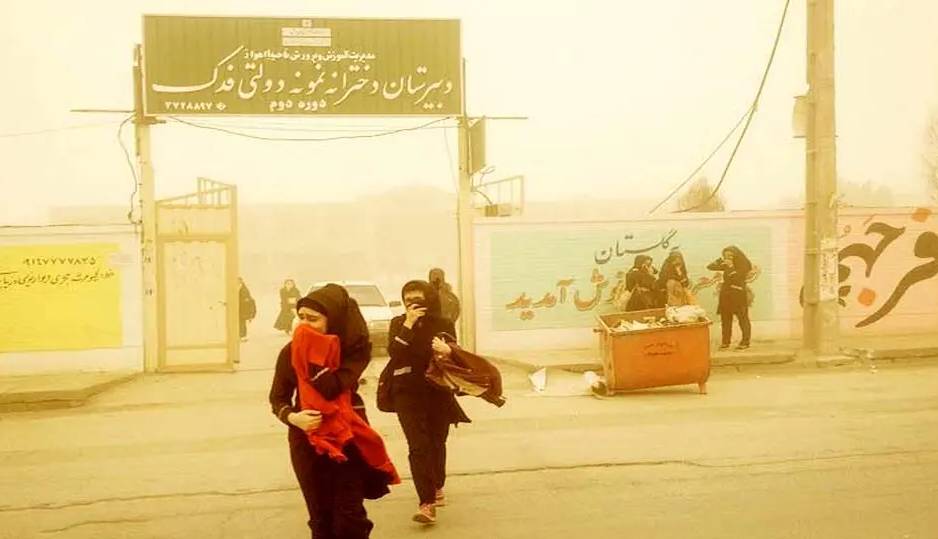 خوزستان؛ درس در دود، زندگی در غبار