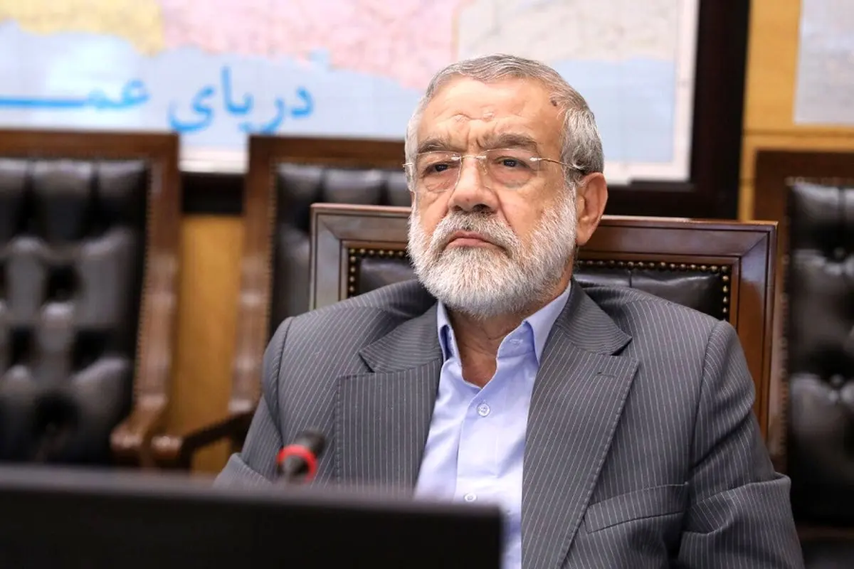 بی‌حجابی و عدم اجرای قانون حجاب یکی از عوامل نیامدن باران است/ اگر پزشکیان و هیئت دولت تهران را تخلیه کنند، مشکلات خود به خود حل می‌شود!