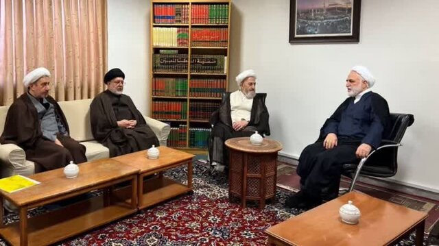 رئیس قوه قضائیه با آیت‌الله‌ سبحانی دیدار کرد