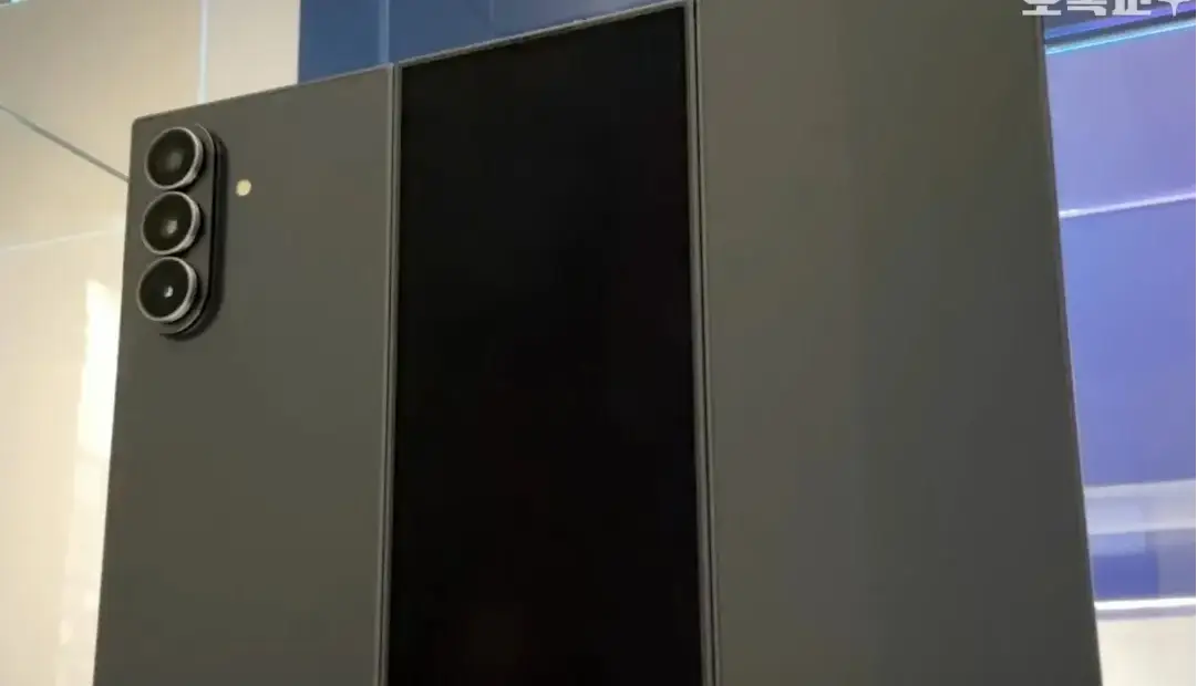 نام گوشی سه‌تکه سامسونگ نهایی شد؛ افشای مشخصات گلکسی زد ترای‌فولد