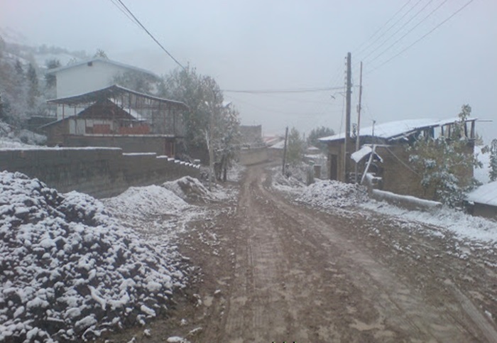 ویدئویی از برف پاییزی در سلماس