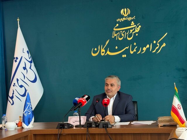 رئیس مرکز امور نمایندگان مجلس: مسئولان آرامش مردم را با سخنان نسنجیده بر هم نزنند