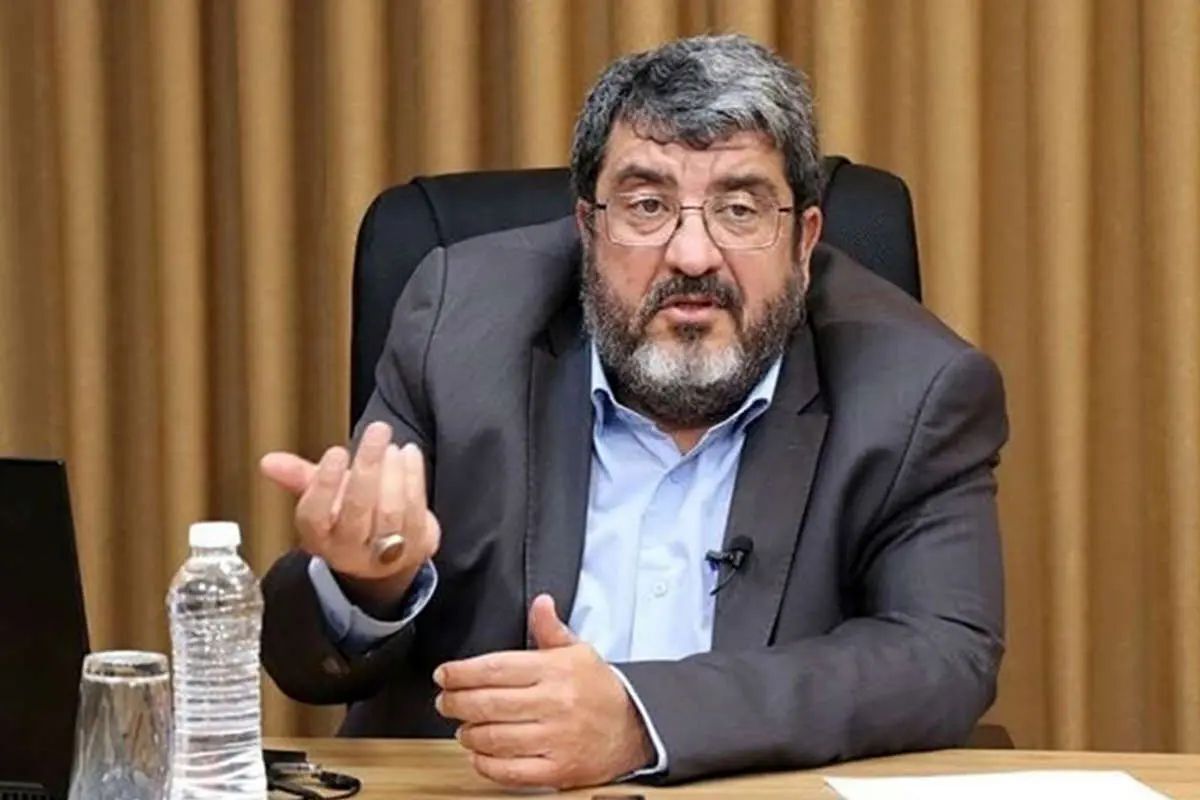 طعنه ایزدی به سیاستمدارانی که مدعی مذاکره و بلد بودن زبان دنیا هستند