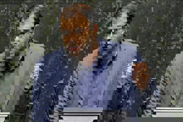 نماینده مجلس: وضعیت حقوق کارگران و کارمندان به مرحله کشش‌ناپذیر رسیده است