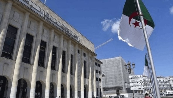 جرم‌انگاری استعمار فرانسه در الجزایر کلید خورد