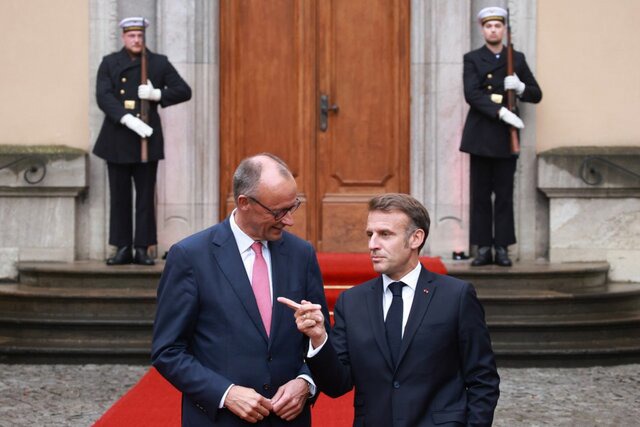 فایننشال‌تایمز: ماکرون به مرتس خیانت کرد