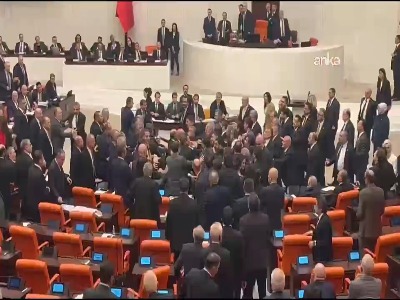 درگیری در پارلمان ترکیه در جلسه بودجه ۲۰۲۶