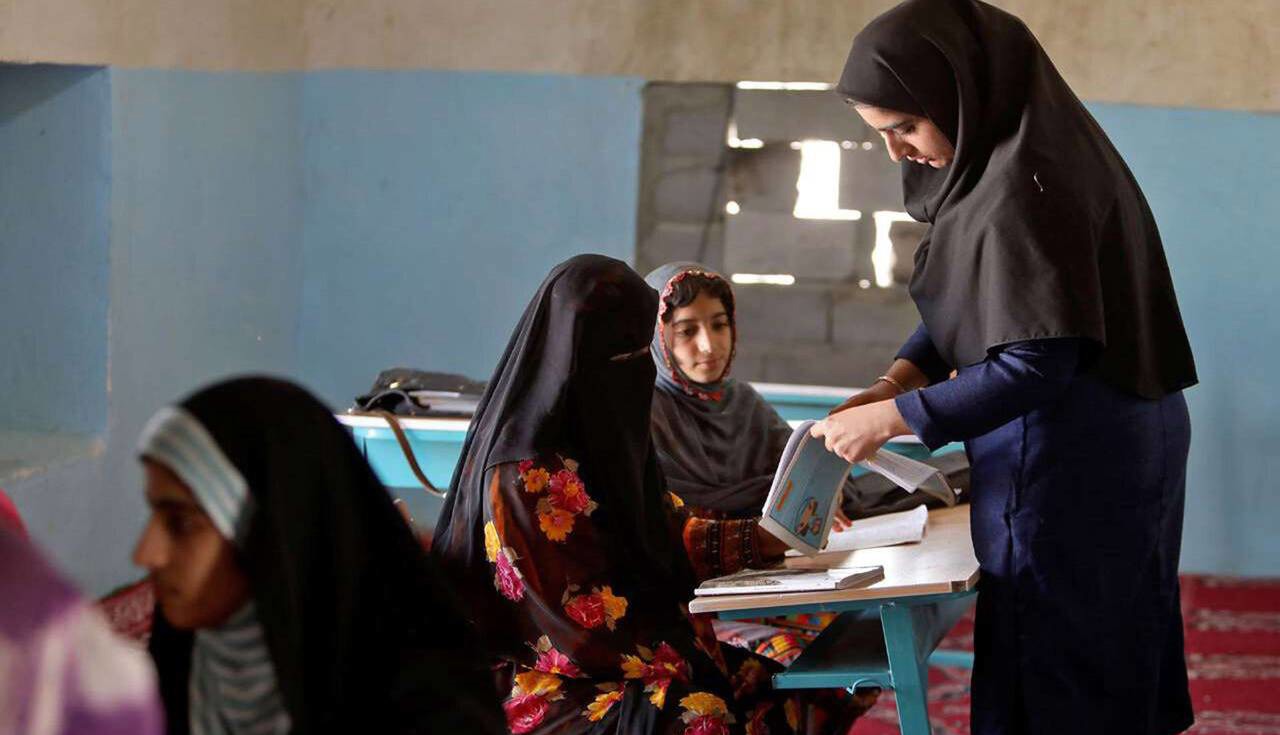 تمدید مهلت ثبت نام آزمون پذیرش دانشجو - معلم تا پنجم دی ماه