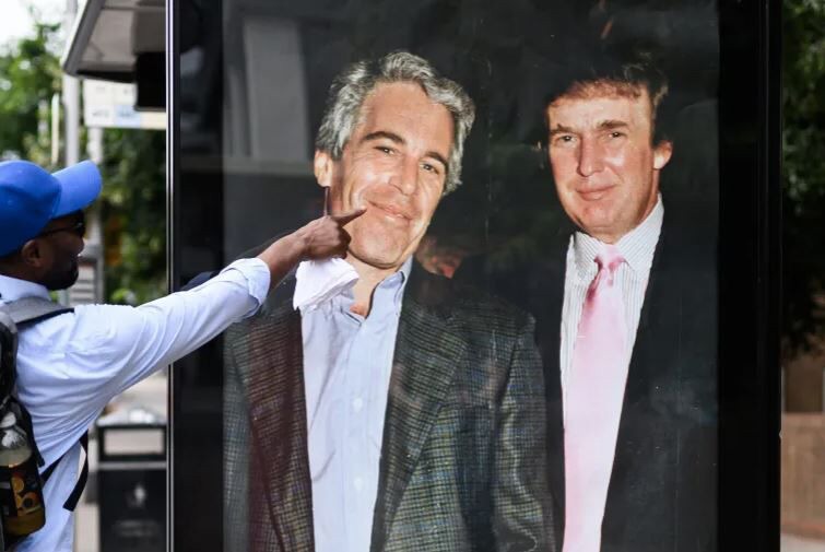 ترامپ انتشار اسناد جدید مرتبط با خود در پرونده اپستین را «فاجعه» خواند