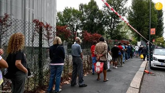 گرسنگان ایتالیا در صف غذای رایگان