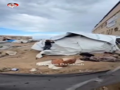 چادرهای فرسوده آوارگان غزه در معرض بادهای شدید