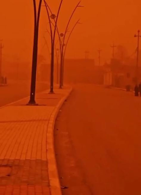 آسمان غرب عراق به رنگ سرخ درآمد