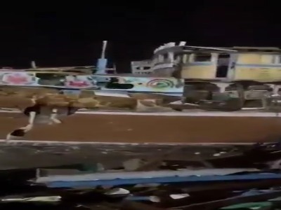 طوفان در چابهار ۱۰ لنج ماهیگیری را غرق کرد