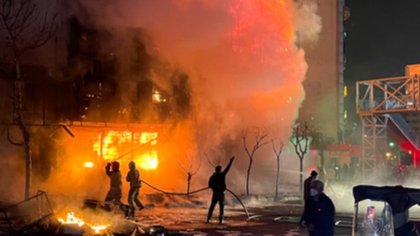 شهیدی که اغتشاشگران، سرش را بریدند، جسدش را تکه‌تکه کردند و آتش زدند!