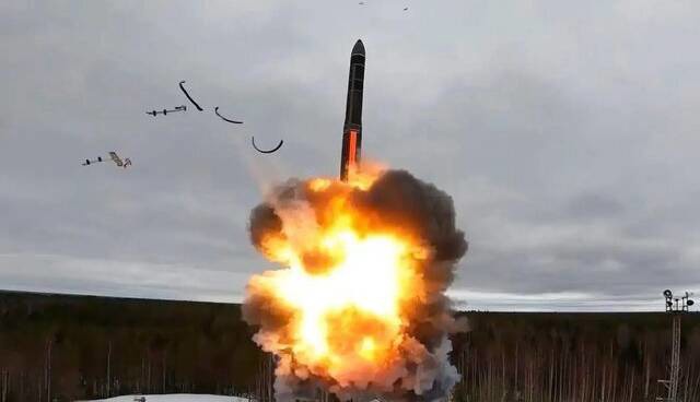 موشک اورشینک؛ وقتی بالستیک‌ها از مرز سرعت عبور کردند