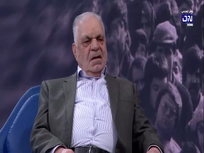 نحوه فرار عزت‌ شاهی از ماشین ساواکی‌ها