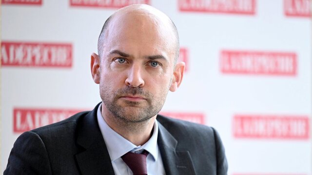 دخالت وزیر خارجه فرانسه در امور داخلی ایران و مذاکرات با آمریکا