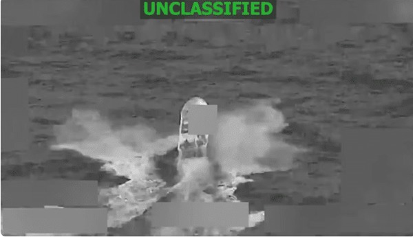 کشته شدن دو نفر در حمله آمریکا به یک قایق در اقیانوس آرام