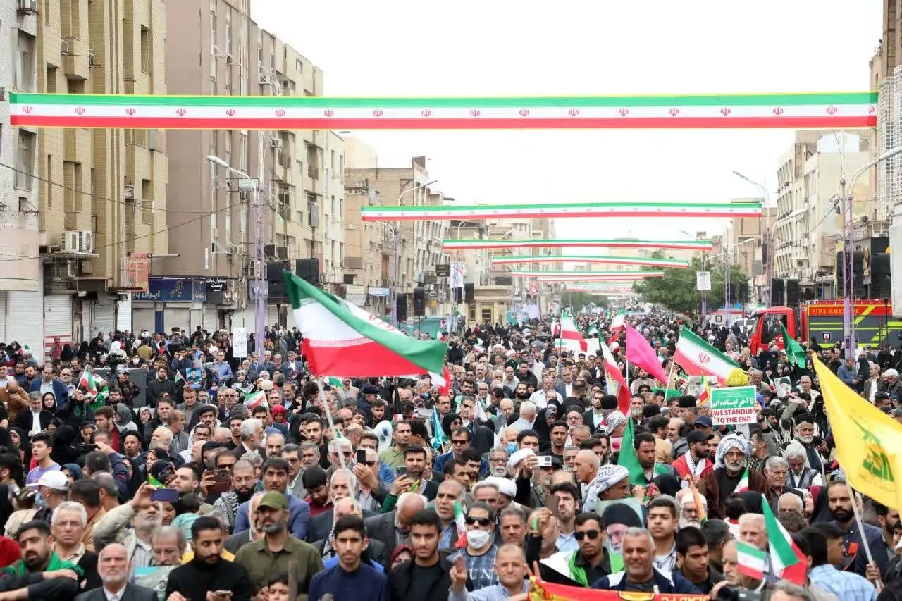 مصاحبه یک شهروند در راهپیمایی: یا مرگ یا وطن