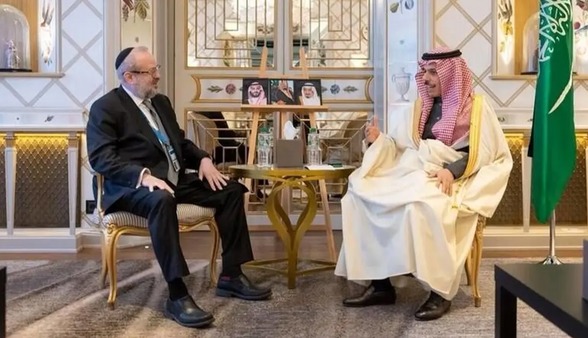 دیدار وزیر خارجه عربستان با فرستاده ترامپ در امور یهودستیزی