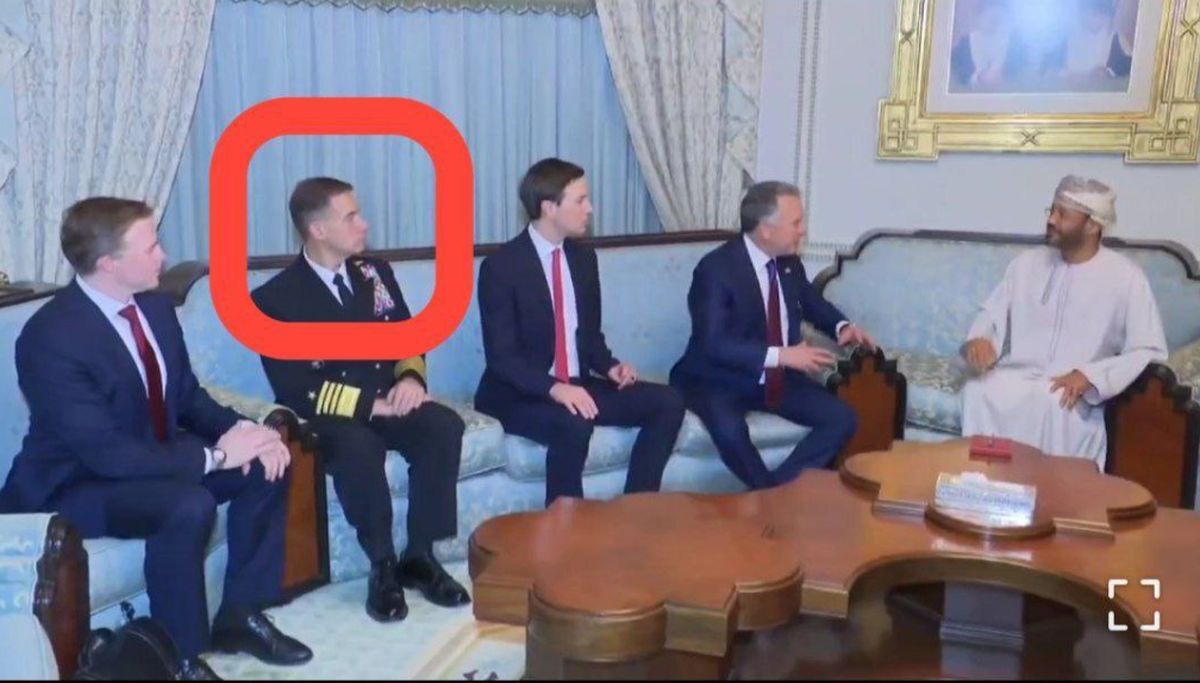 المانیتور: چرا ترامپ، فرمانده سنت‌کام را به مذاکرات با عراقچی فرستاده بود؟