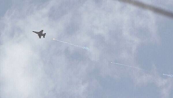 تحرکات گسترده هوایی رژیم صهیونیستی بر فراز جنوب سوریه