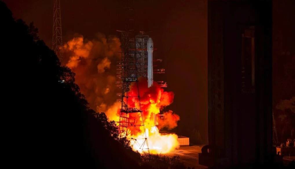 چین و آمریکا در آستانه رقابت تسلیحاتی در مدار زمین