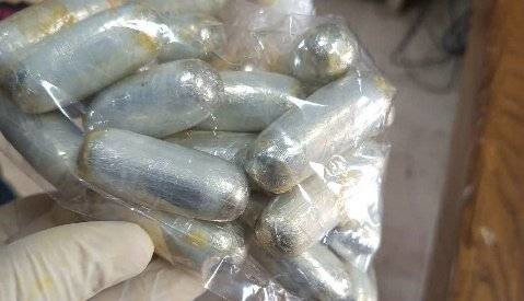 کشف حدود یک کیلو بلع کوکائین در فرودگاه امام